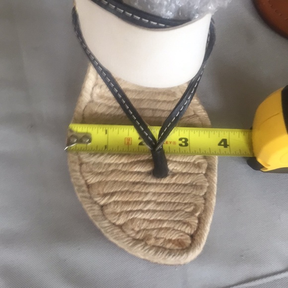 Gucci Thong Wrap Heels- NEVER WORN after purchase! Rare heel. - Picture 8 of 8